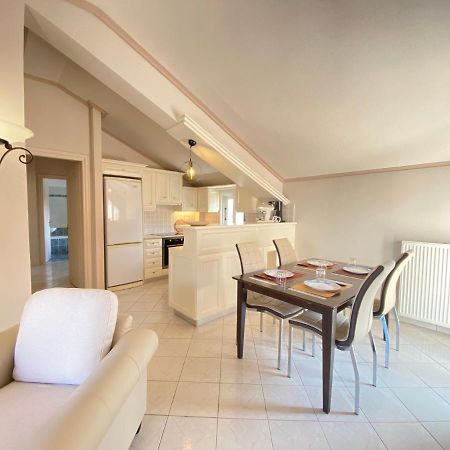 Valeria'S Apartment อาร์กอสโตลี ภายนอก รูปภาพ