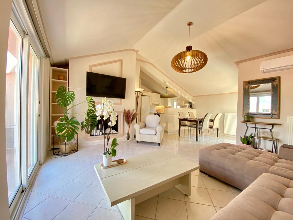 Valeria'S Apartment อาร์กอสโตลี ภายนอก รูปภาพ